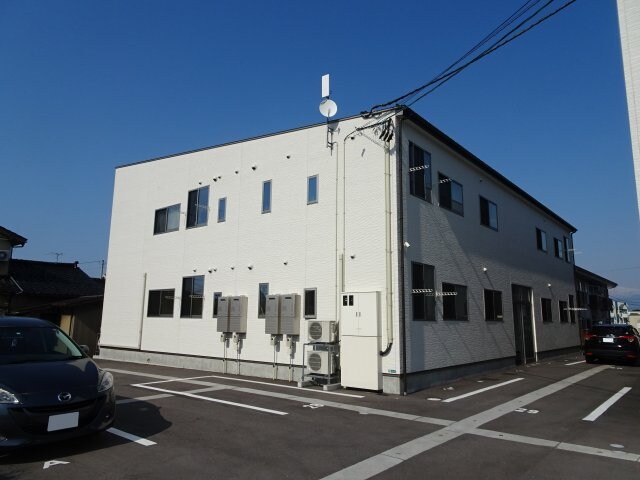 物件外観写真1　(外観)