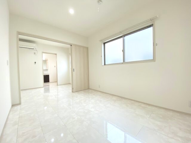 物件内観写真16　(スタンダードな洋室です(イメージ))