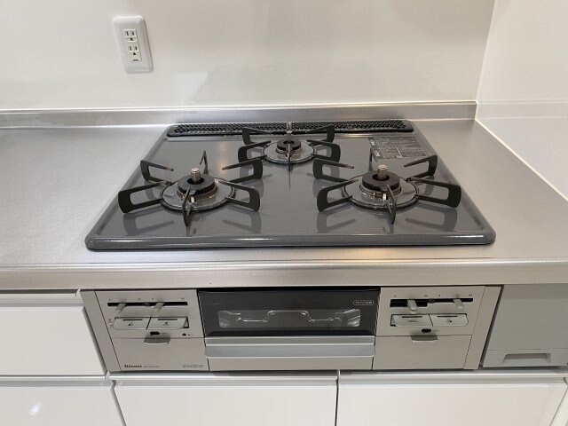 物件内観写真21　(三ツ口コンロ、グリル付き(別部屋・イメージ))