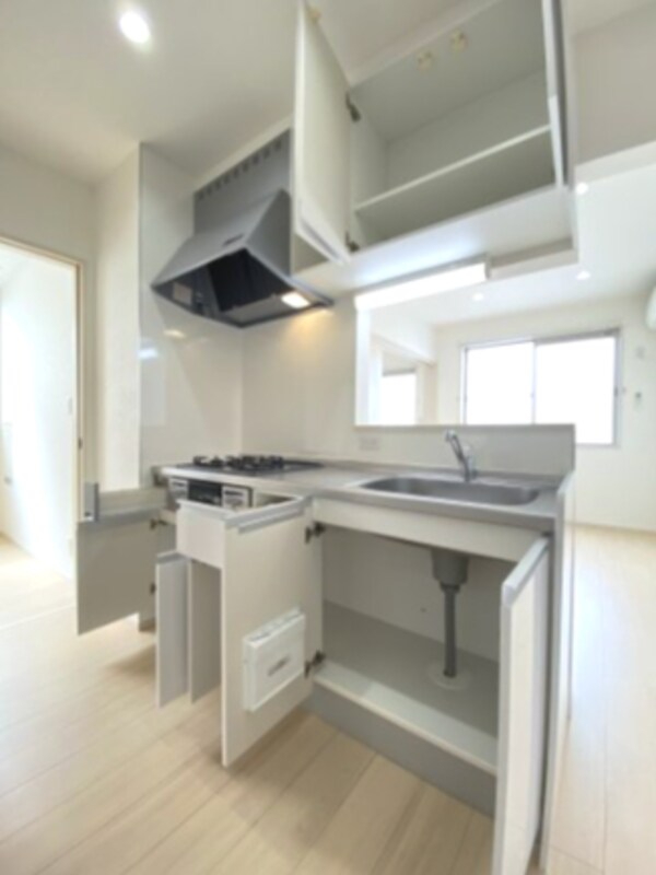 キッチン(キッチンでお料理をお楽しみください)