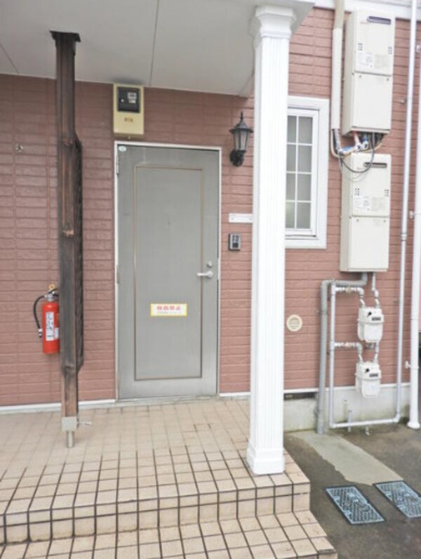 エントランス(建物の内部です)