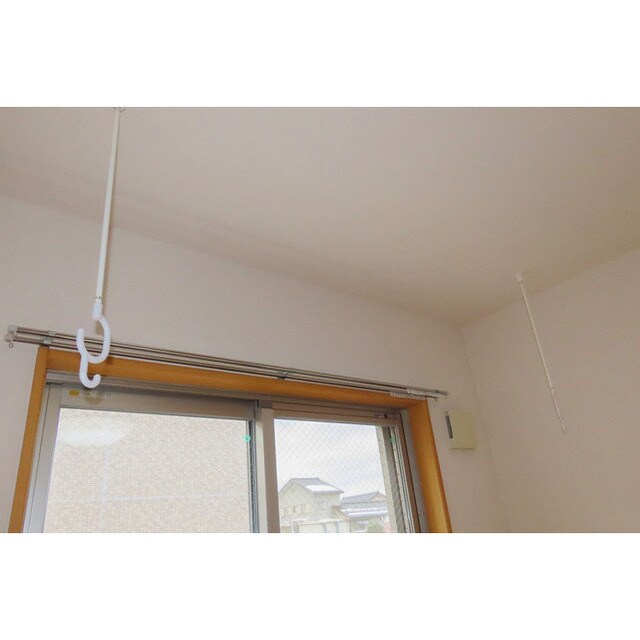 物件内観写真14　(室内物干し)