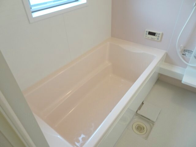 物件内観写真9　(日々の暮らしに欠かせないお風呂です（イメージ）)