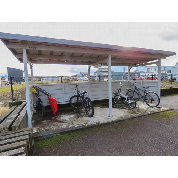 建物設備(駐輪場)