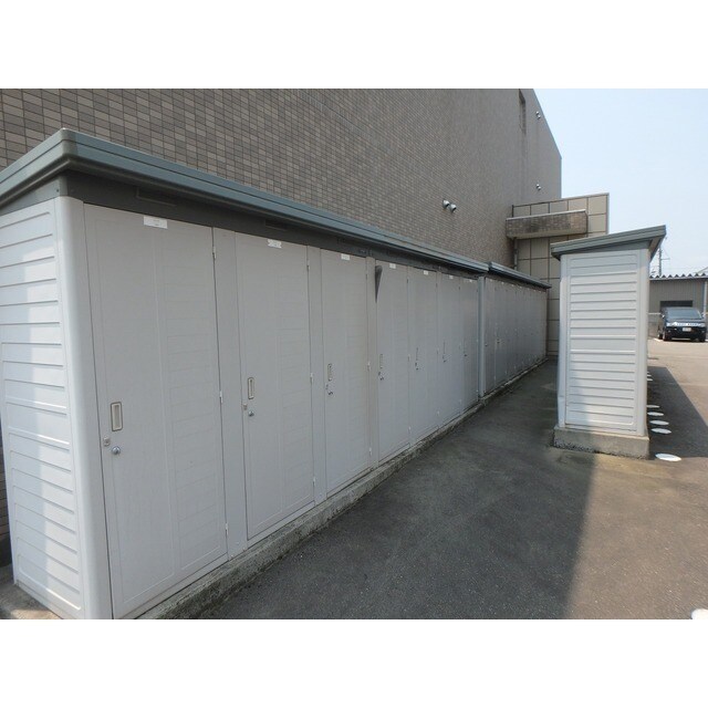 物件内観写真19　(物置)