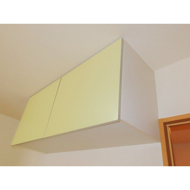 物件内観写真13　(キッチン収納)