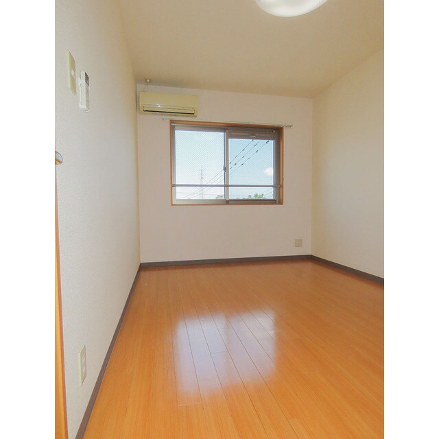 物件内観写真17　(過ごしやすい室内です)