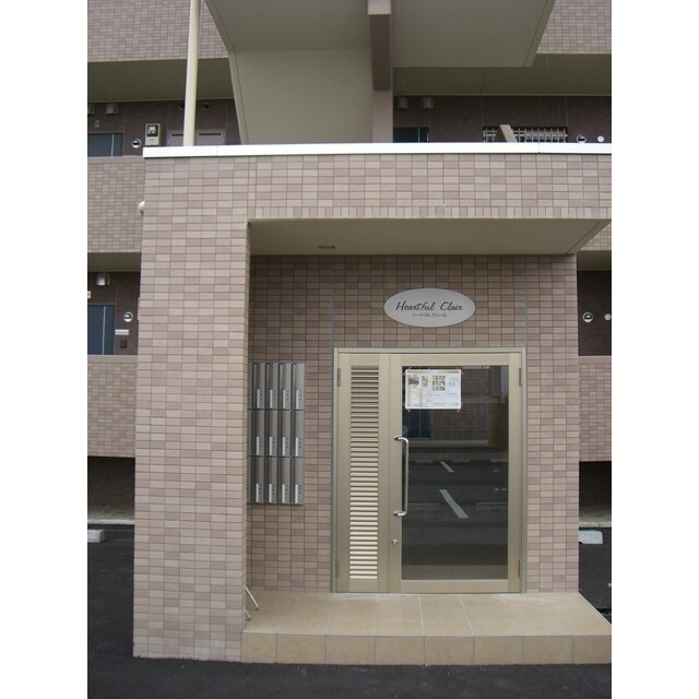 物件外観写真2　(建物の内部です)