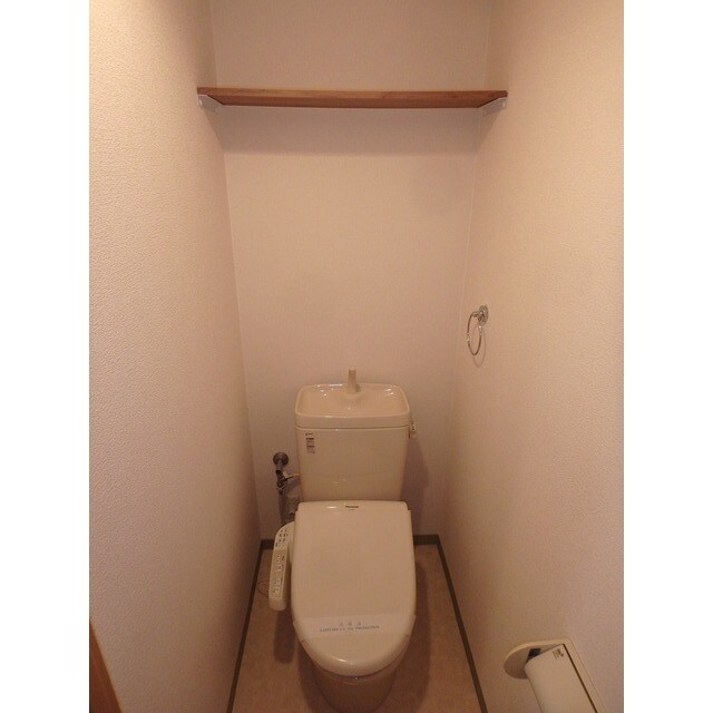物件内観写真7　(コンパクトで使いやすいトイレです)