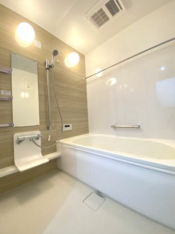 物件内観写真4　(日々の疲れを癒すお風呂です（別部屋・イメージ）)