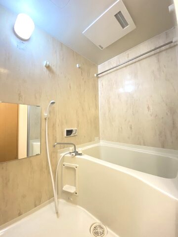 物件内観写真9　(ゆったり過ごせるお風呂です（別部屋・イメージ）)