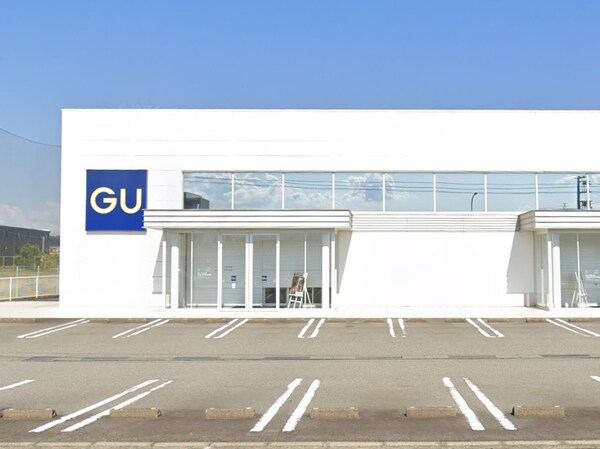 周辺環境(GU(ジーユー) 富山婦中店 1349m)