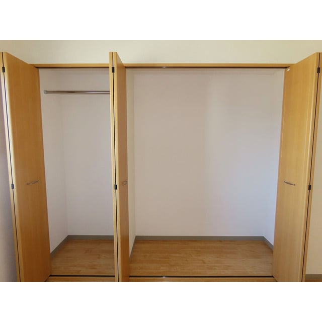 物件内観写真9　(収納のためのスペースです)