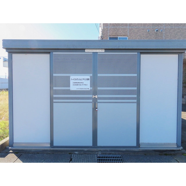 物件内観写真16　(ゴミ置き場)