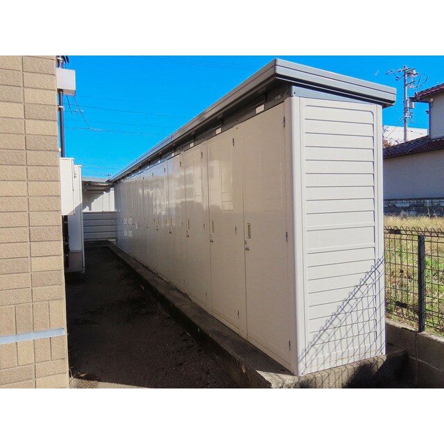 物件内観写真18　(物置き)