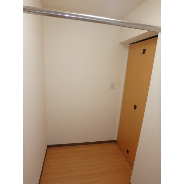 収納(こまごまとしたものを収納できそうですね)