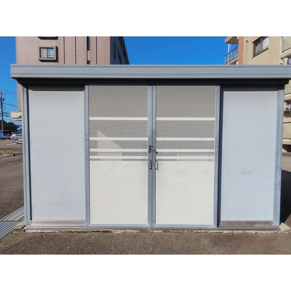 建物設備(ゴミ置き場)