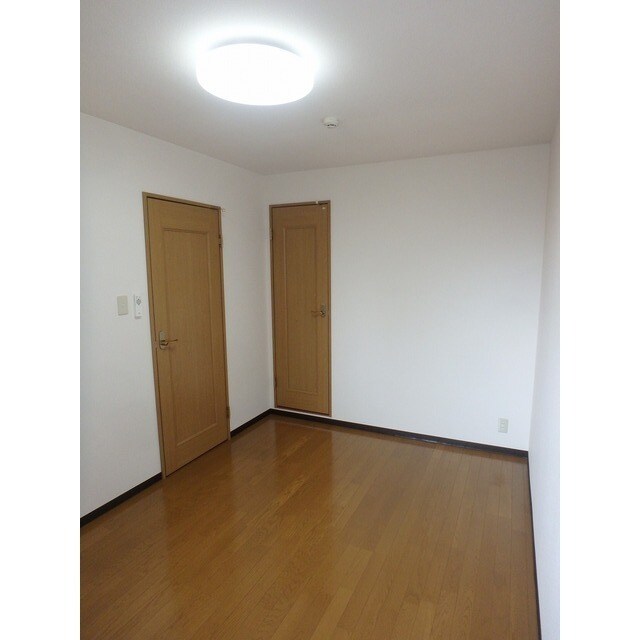 物件内観写真8　(過ごしやすい室内です)