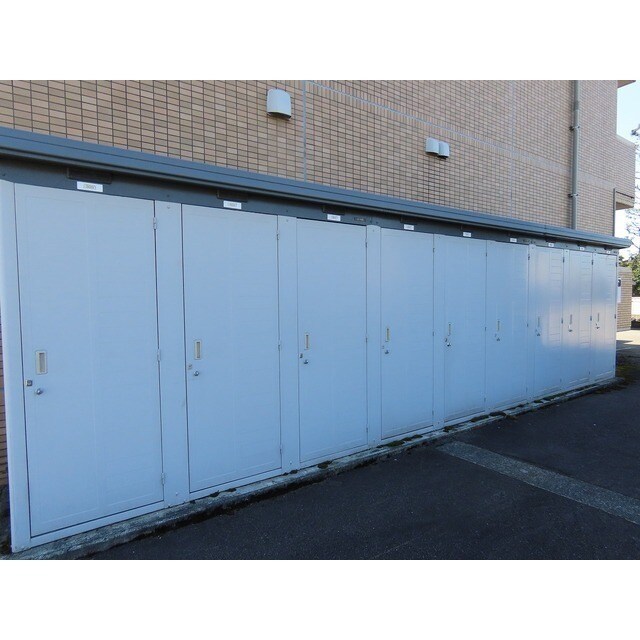 物件内観写真16　(物置き)