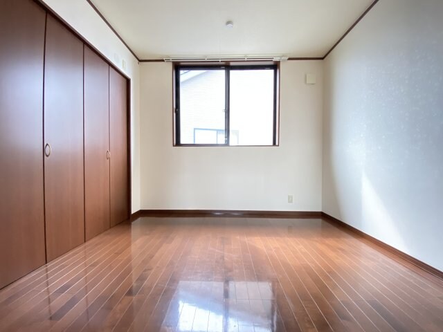 物件内観写真18　(内装もきれいです)