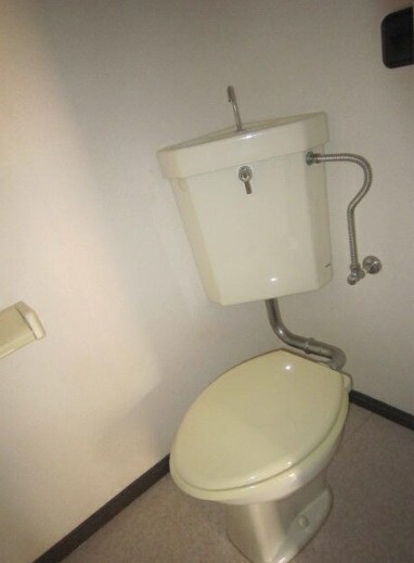 物件内観写真6　(トイレも気になるポイント)