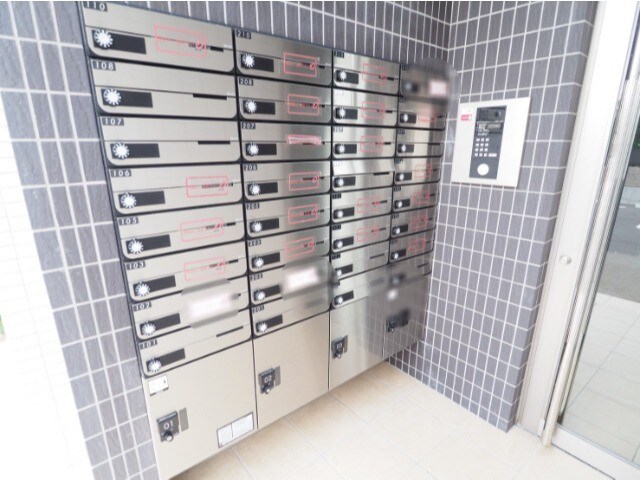 物件外観写真2　(メールボックス)