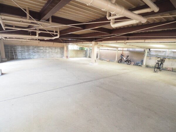 その他共有部分(駐輪場)