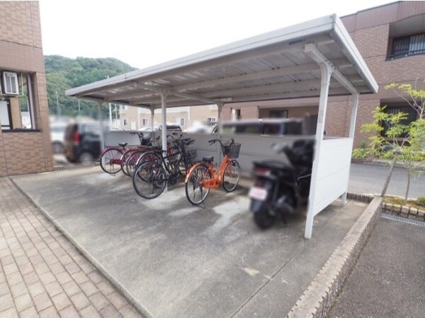 その他共有部分(駐輪場)