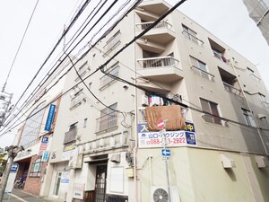 ナロービル外観写真