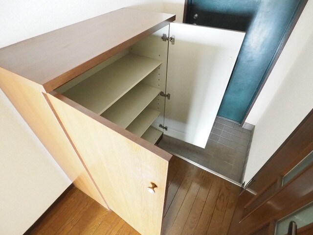 物件内観写真15　(シューズボックス)