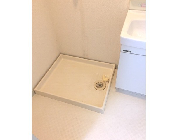 物件内観写真15　(室内洗濯機置場)