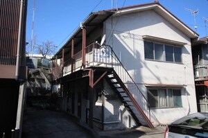 信岡アパート外観写真