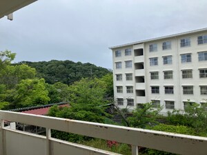 名谷2団地　11号棟外観写真