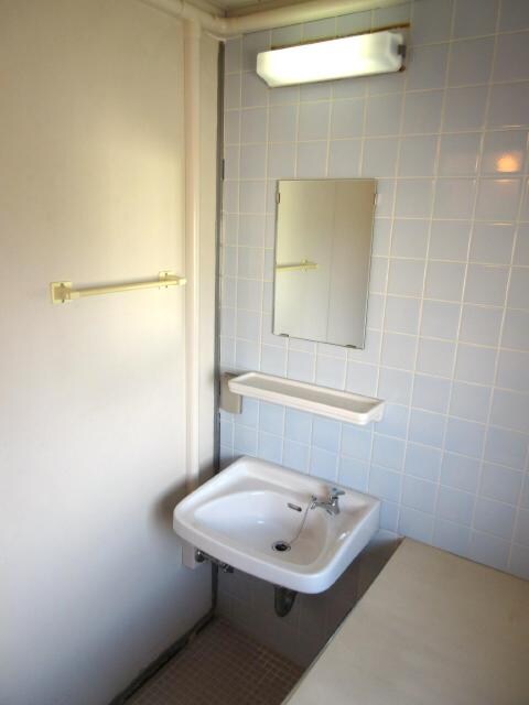 物件内観写真17　(洗面所)