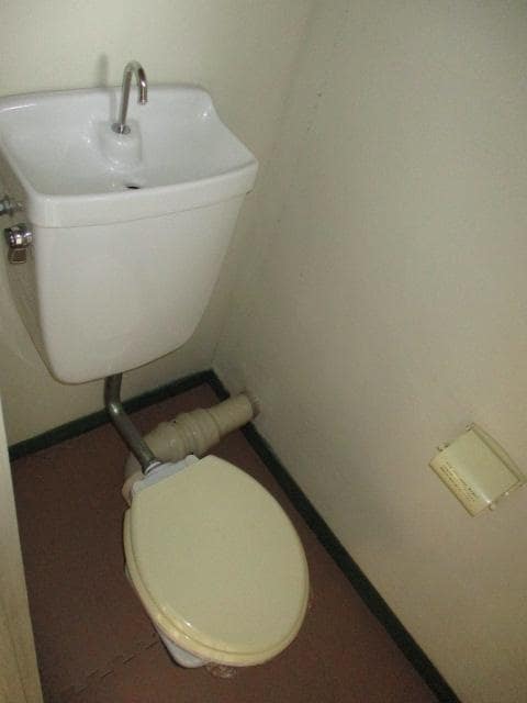 居室(すっきりとしたトイレです☆)