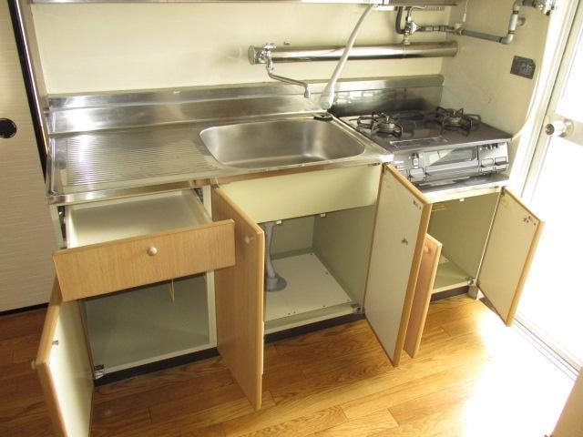 キッチン(キッチン下部収納)