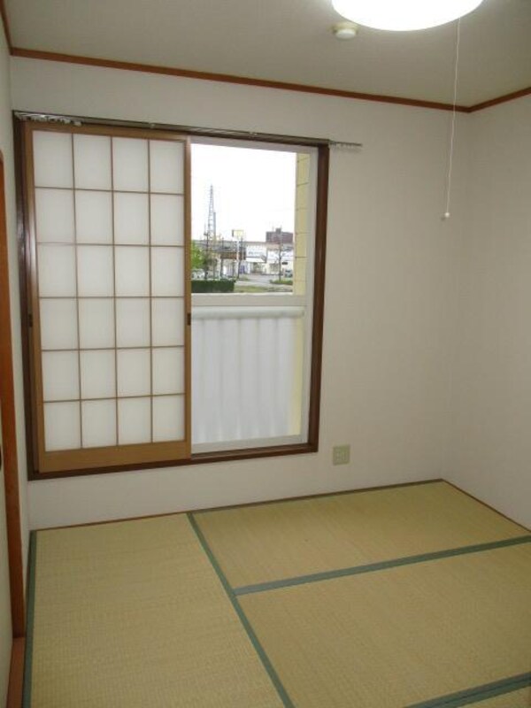 居室(落ち着く和室です☆)