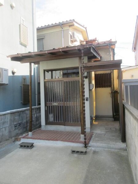 西中野町貸家外観写真