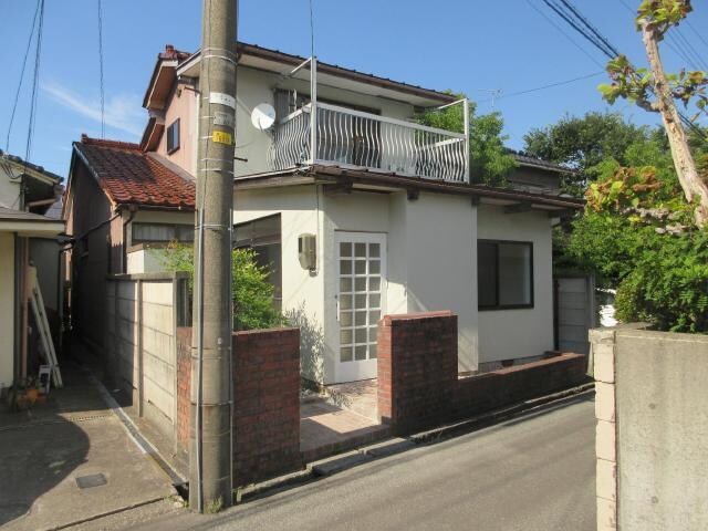 西中野町貸家の物件外観写真