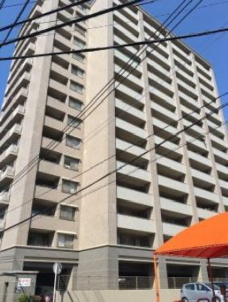 サーパス高千穂通外観写真