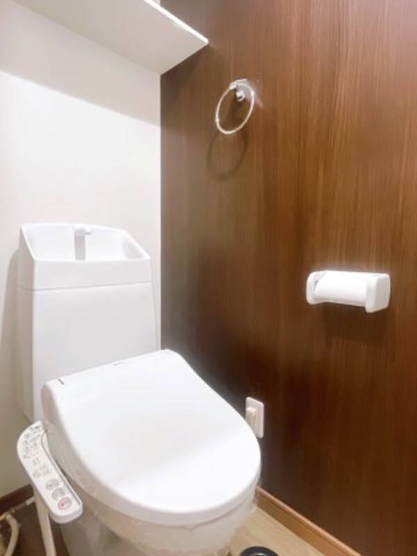 トイレ(同型タイプの写真です☆)