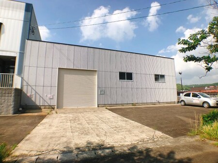 平佐町　貸倉庫外観写真
