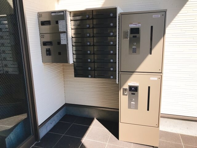 物件内観写真13　(宅配ボックス完備★)