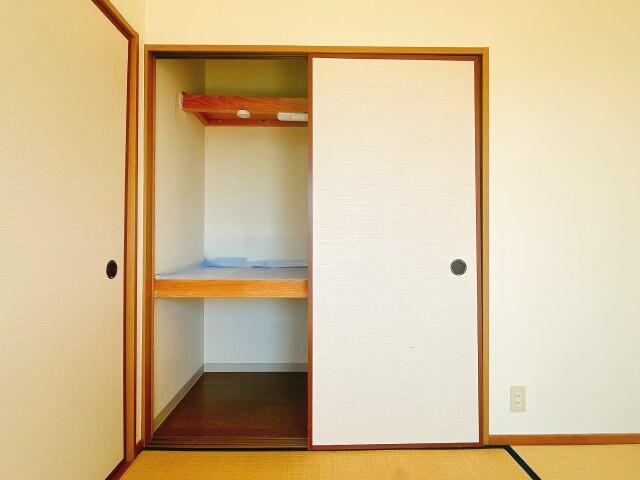 物件内観写真7　(収納も充実しています★)