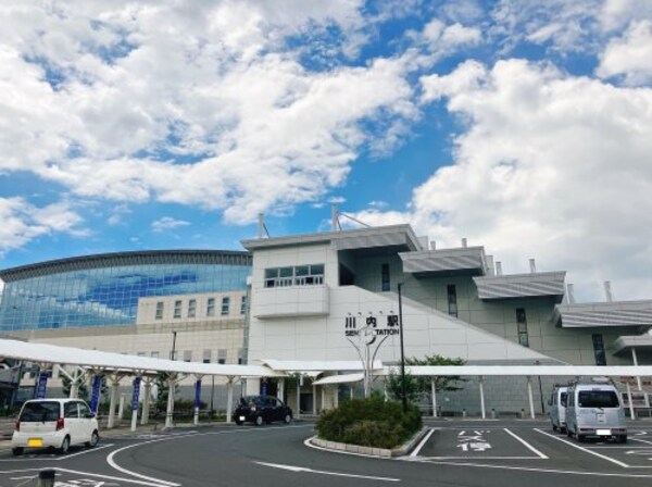周辺環境(川内駅東口 915m)
