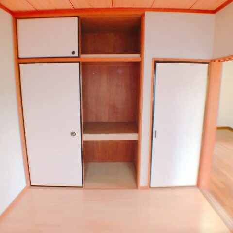 物件内観写真5　(写真は105号室の写真です★現状優先★)