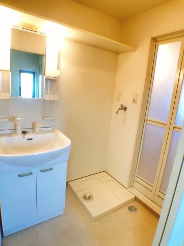 物件内観写真8　(洗面脱衣スペース★写真は205号室の写真です★)