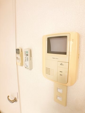 物件内観写真15　(安心のモニターフォン付き★写真は205号室の写真です★)