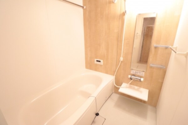 浴室(1坪のバスルームで日々の疲れを癒せます★)