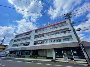 山春ビル霧島外観写真